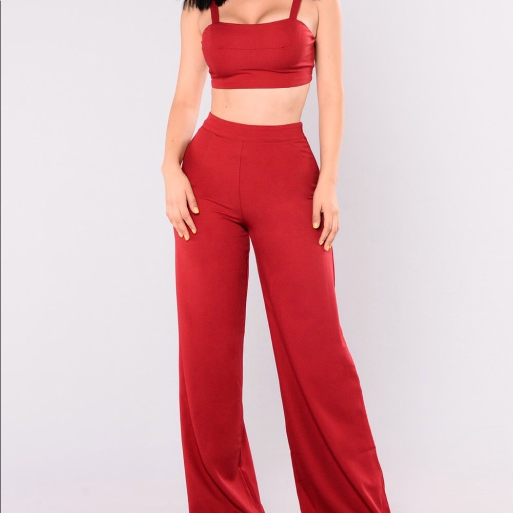Fashion Nova “Wendy Woven Set”